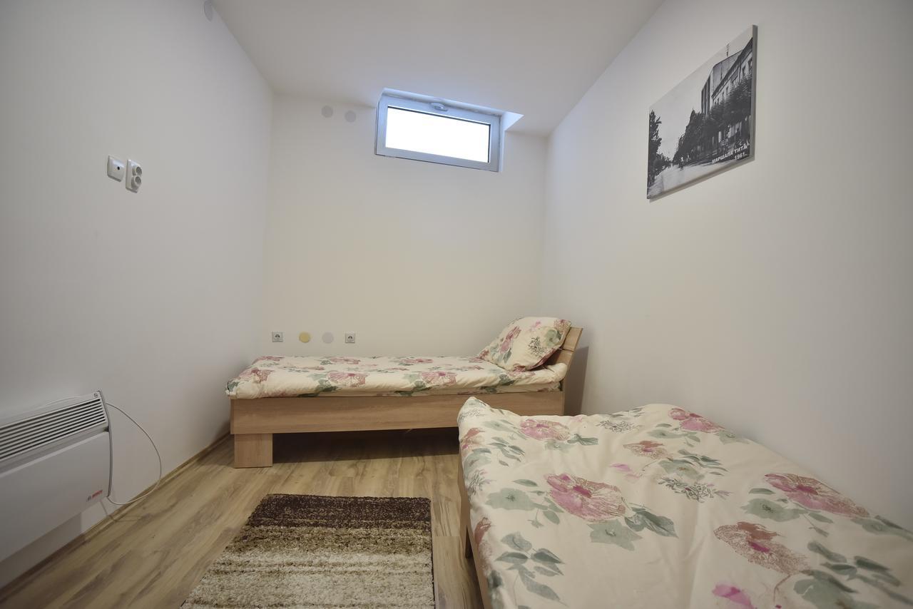 City Center Apartments Pirot Exterior foto