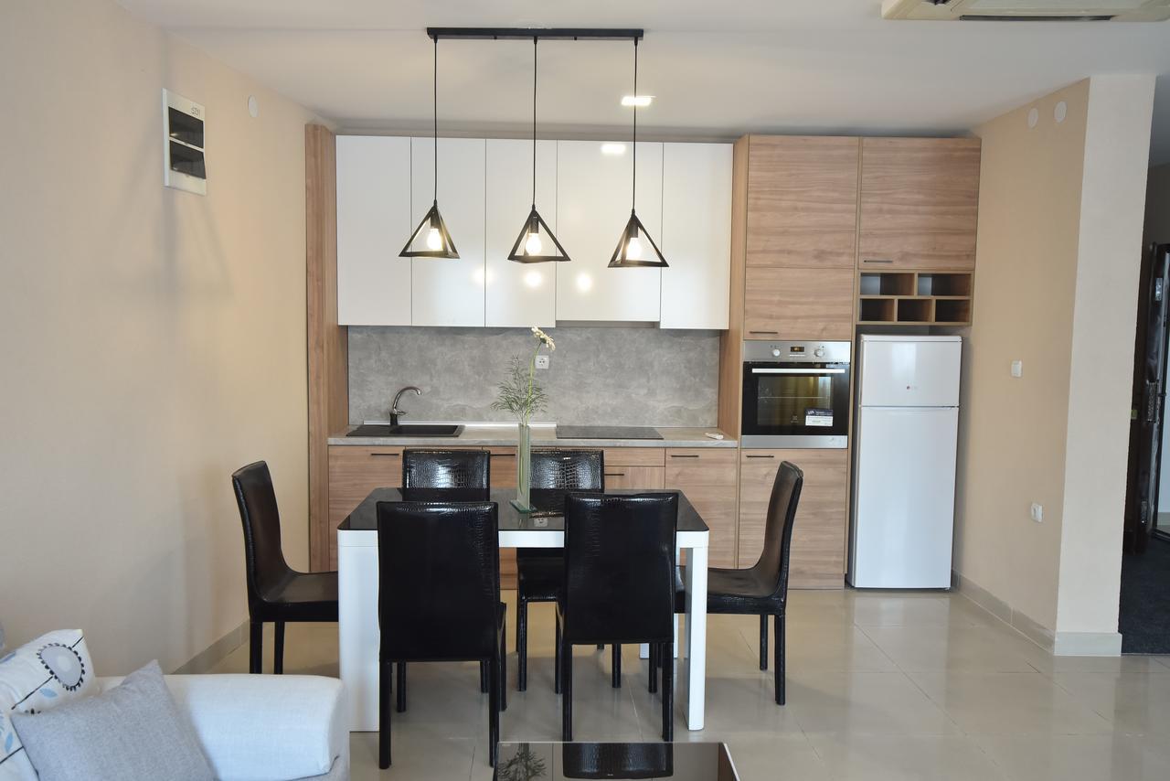 City Center Apartments Pirot Exterior foto