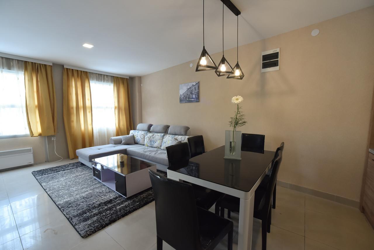 City Center Apartments Pirot Exterior foto