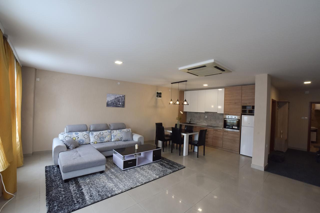 City Center Apartments Pirot Exterior foto