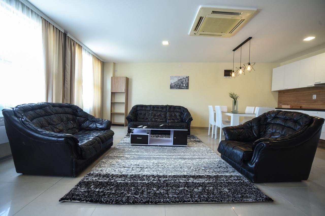 City Center Apartments Pirot Exterior foto