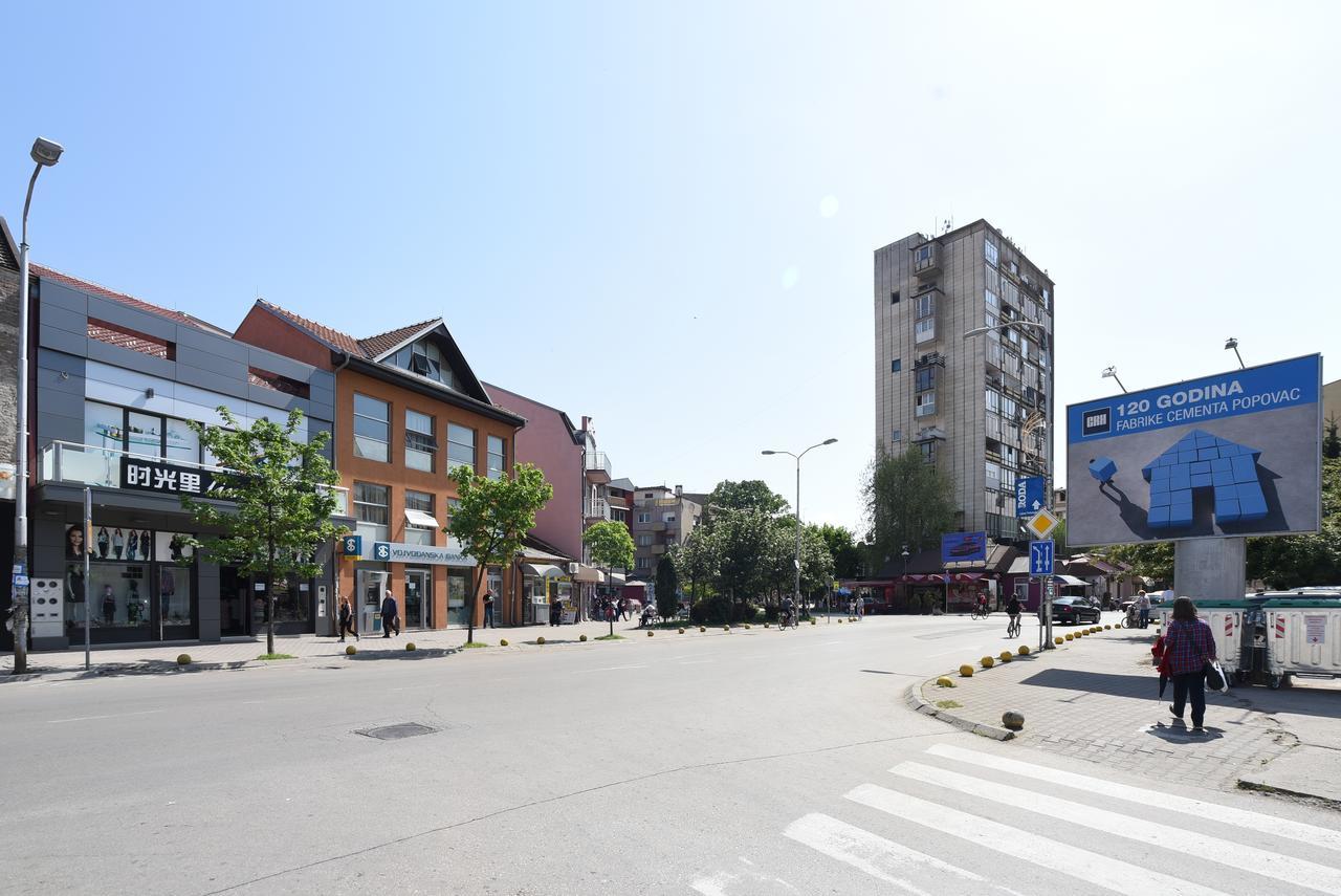 City Center Apartments Pirot Exterior foto