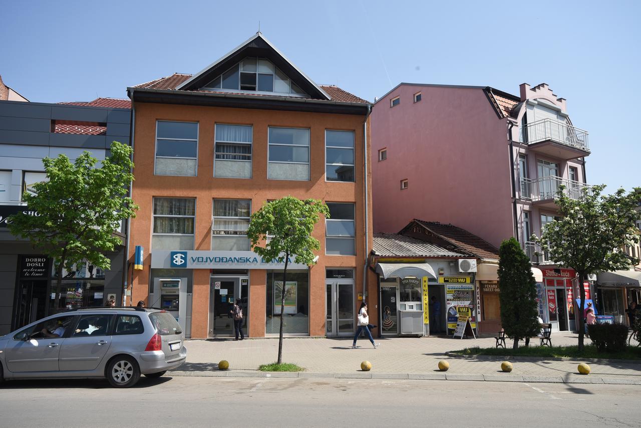City Center Apartments Pirot Exterior foto