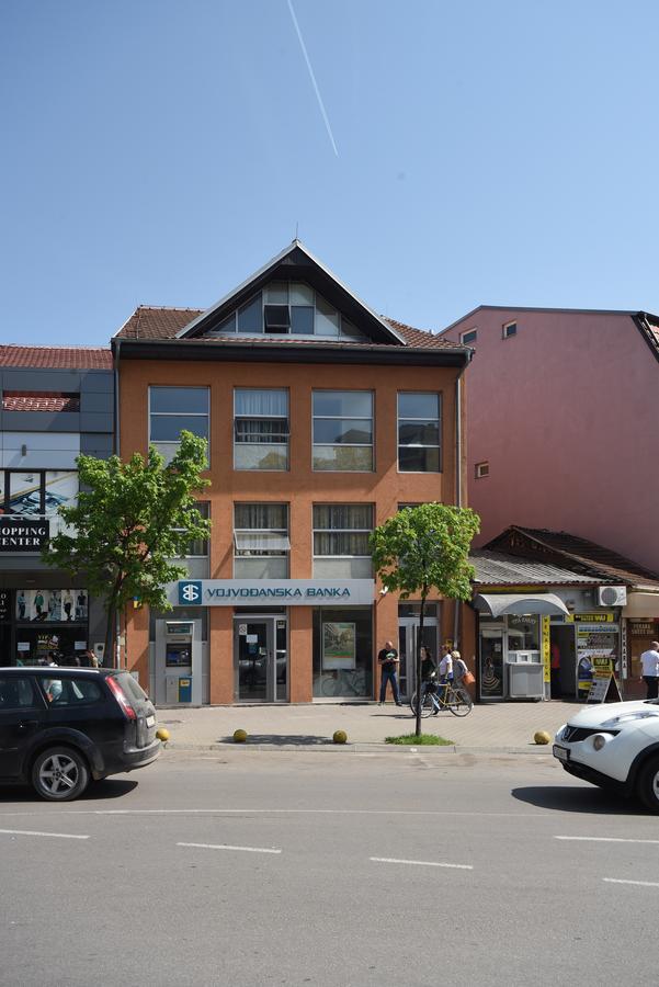 City Center Apartments Pirot Exterior foto