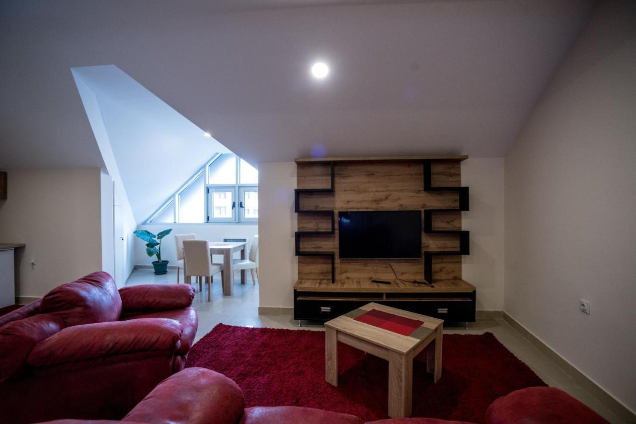 City Center Apartments Pirot Exterior foto